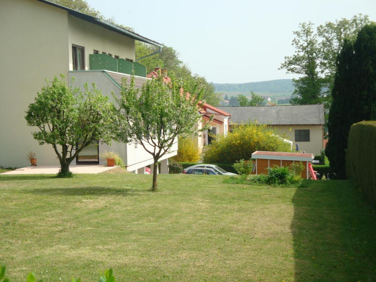Haus Camelia Bad Tatzmannsdorf Exterior foto